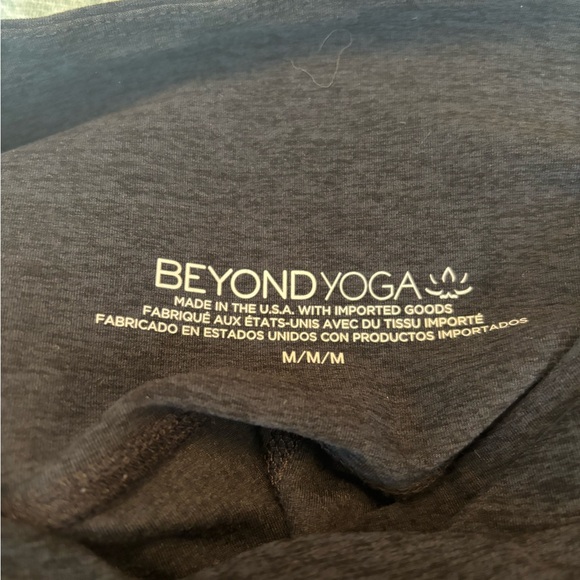 Beyond Yoga Leggings - Picture 3 of 3